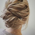 Chic and Stylish Wedding Hairstyles for Short Hair_02