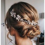 Chic and Stylish Wedding Hairstyles for Short Hair_19