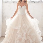 Flattering Wedding Dresses That Complete Your Bridal Look -ball gown wedding dresses 2