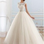 Flattering Wedding Dresses That Complete Your Bridal Look -ball gown wedding dresses 4