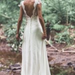 How to Choose Amazing Beach Wedding Dresses05