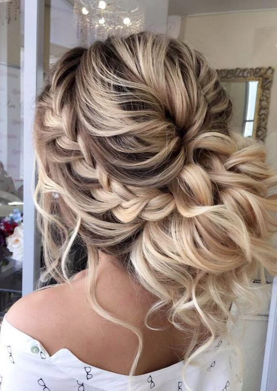 Boho Wedding Hairstyles to Inspire