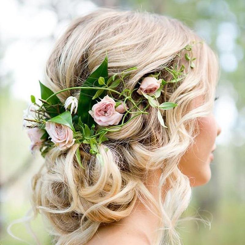 Boho Wedding Hairstyles to Inspire