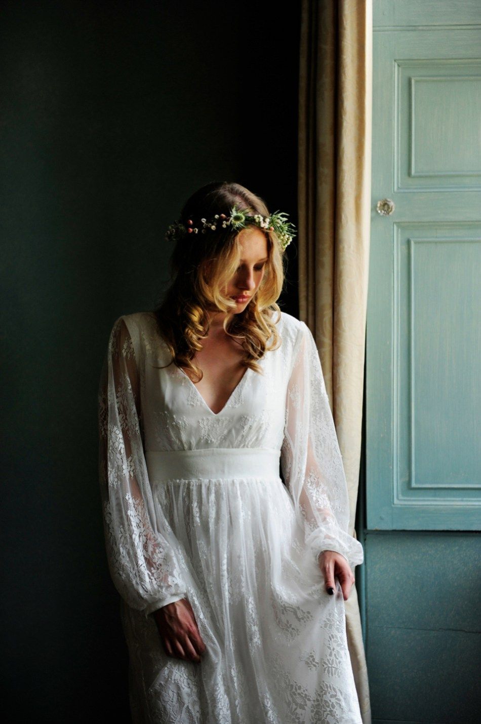 Breath-taking Boho Wedding Dresses Can’t Miss