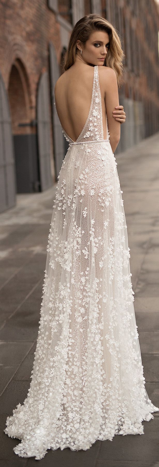 Breath-taking Boho Wedding Dresses Can’t Miss