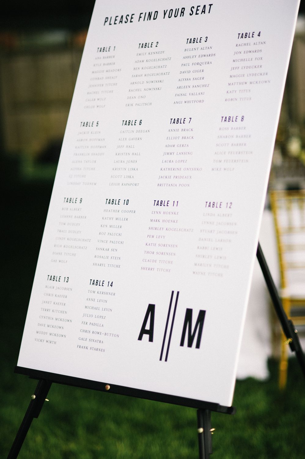 Creative and Eye-catching Wedding Seating Chart Creative and Eye-catching Wedding Seating Chart