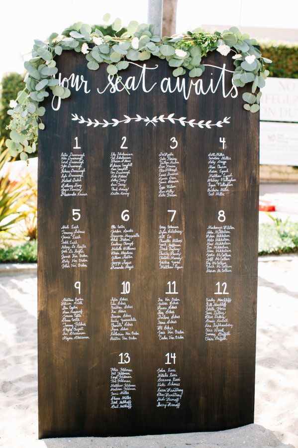 Creative and Eye-catching Wedding Seating Chart