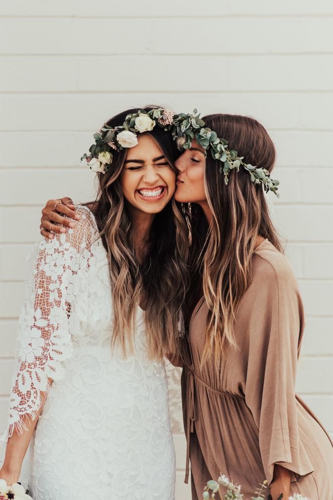 Romantic Flower Crowns for Spring and Summer Weddings