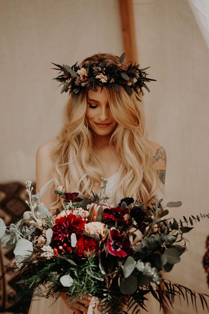 Romantic Flower Crowns for Spring and Summer Weddings