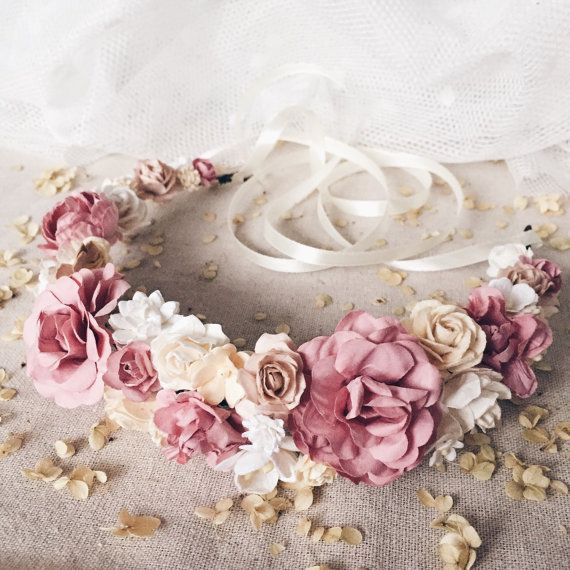 Romantic Flower Crowns for Spring and Summer Weddings