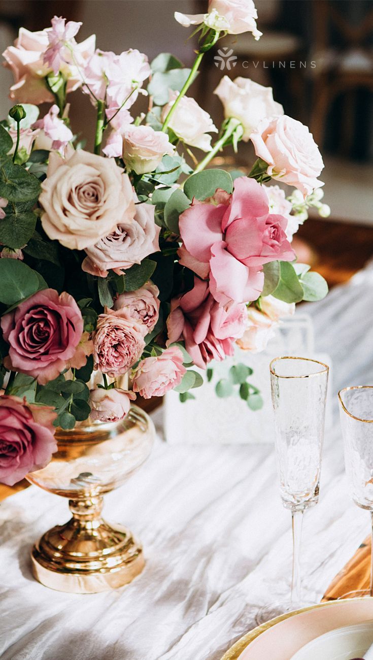 Spring Wedding Table Runners You Can't Miss