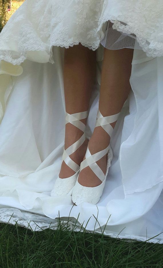 Chic and Comfy Flat Wedding Shoes for 2019