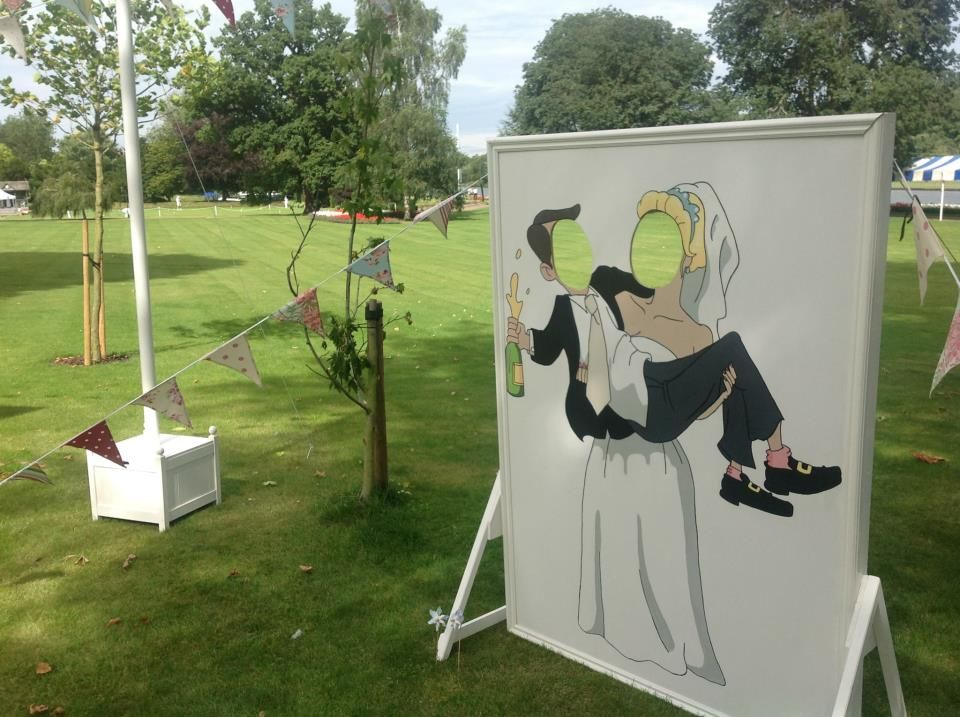 Fun Wedding Photo Booth Your Guests Will Love