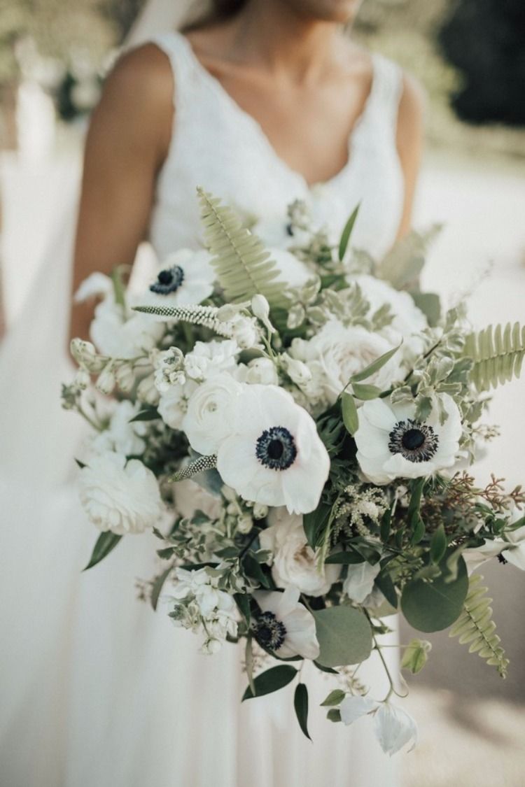 White Wedding Bouquets for Every Season