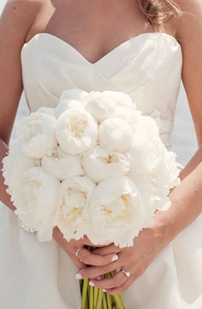 White Wedding Bouquets for Every Season