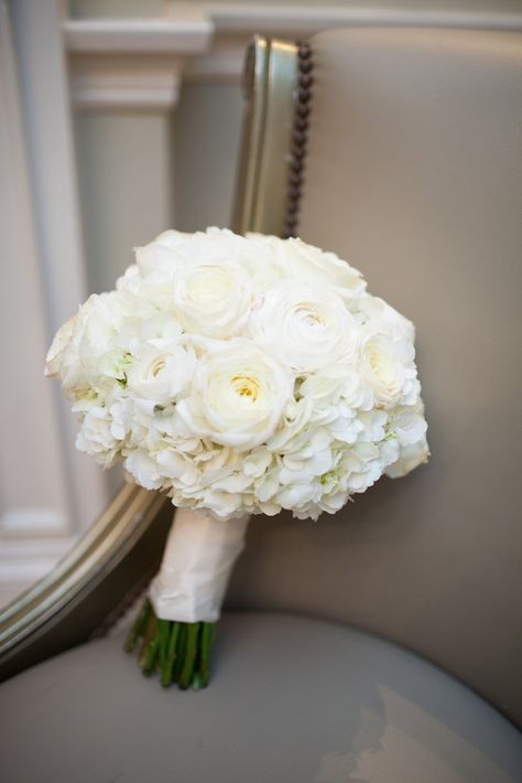 White Wedding Bouquets for Every Season