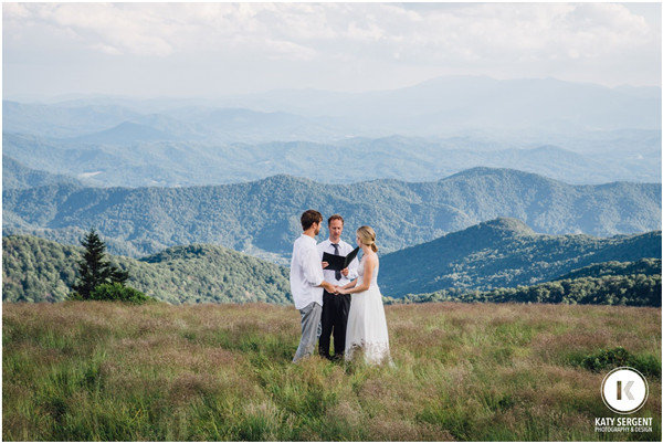 Breath-taking Mountain Wedding Photo Ideas