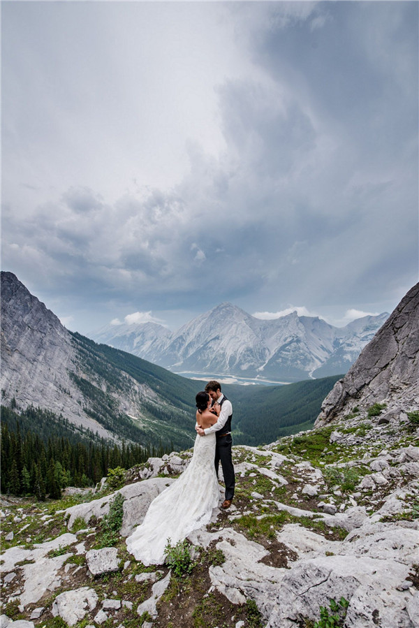 Breath-taking Mountain Wedding Photo Ideas