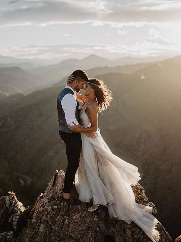 Breath-taking Mountain Wedding Photo Ideas