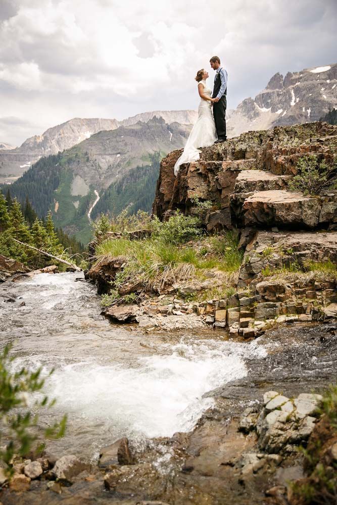 Breath-taking Mountain Wedding Photo Ideas