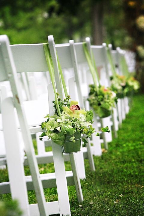 Creative Summer Wedding Aisle Decoration Ideas to Inspire