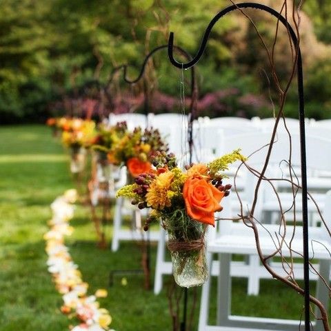 Fall Wedding Aisle Decorations to Blow Your Mind Away!