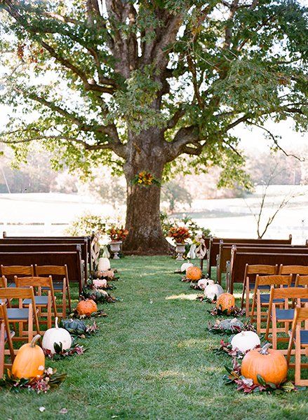 Fall Wedding Aisle Decorations to Blow Your Mind Away!