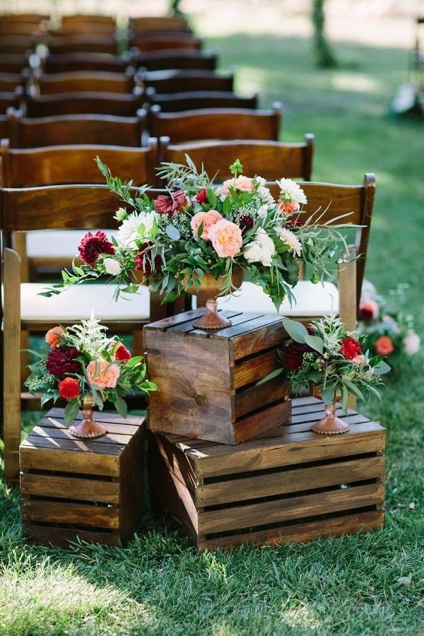 Fall Wedding Aisle Decorations to Blow Your Mind Away!