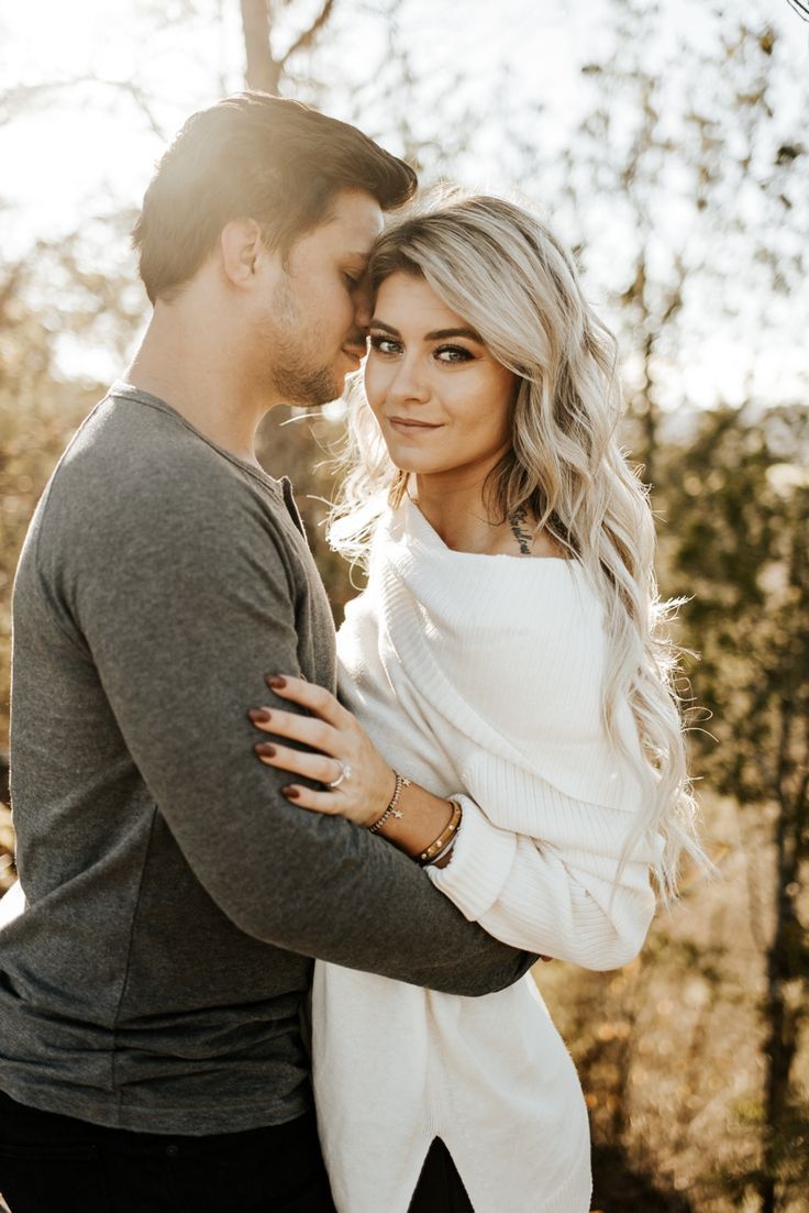 Engagement Photo Ideas Worth Stealing Engagement Photo Ideas Worth Stealing