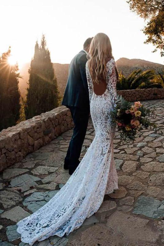 Fall in Love with These Charming Rustic Wedding Dresses