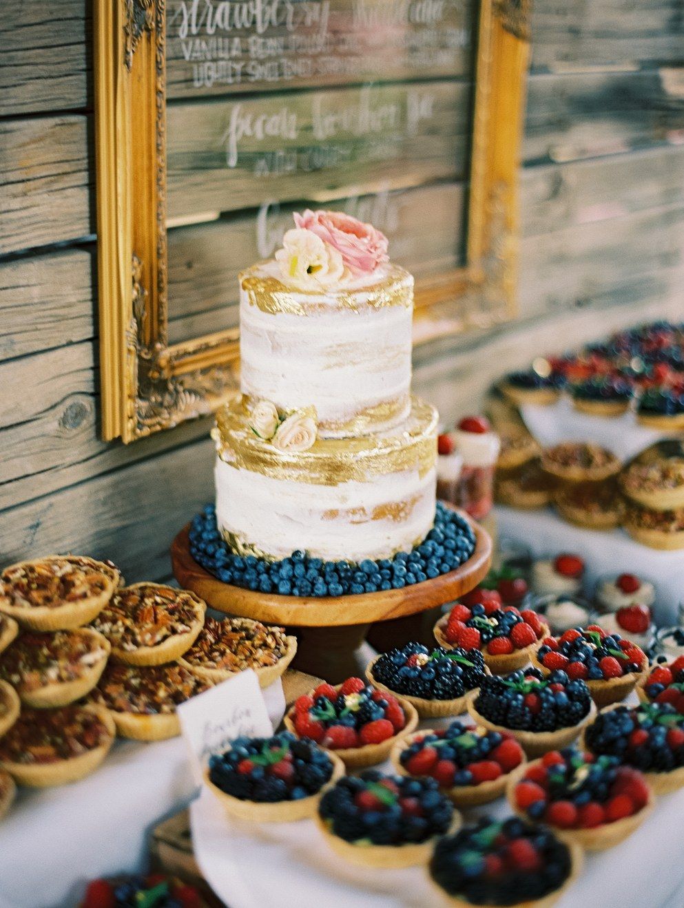 Awesome Wedding Dessert Bar Ideas to Rock