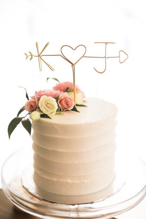 Mini Wedding Cake Ideas to Surprise Your Guests