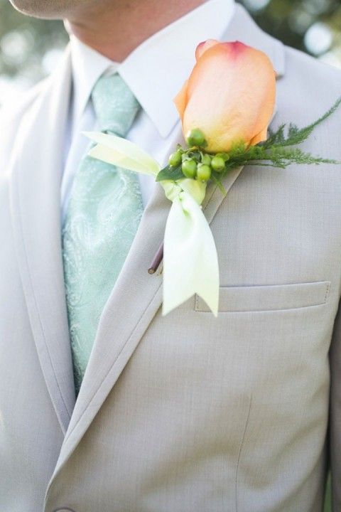 Refreshing Mint and Peach Wedding Color Inspiration