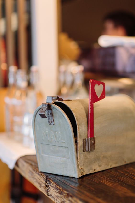 Vintage Mailbox Wedding Decoration Ideas