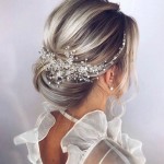Gorgeous Wedding Hair Accessories To Impress 1857302479052648976