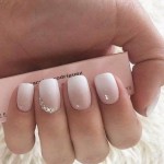 Stunning Winter Wedding Nail Ideas to Shine 1774126623431285646