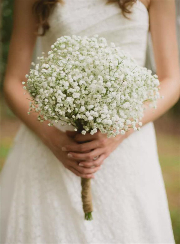 wedding Bouquets and Boutonnieres with baby's breath (4)