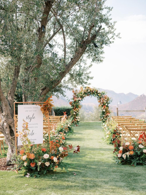 Outdoor Wedding Aisle Decorations with Seasonal Flowers