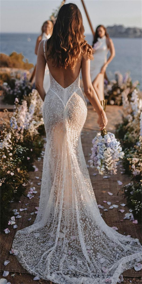 Sexy Backless Wedding Dresses without Sleeves