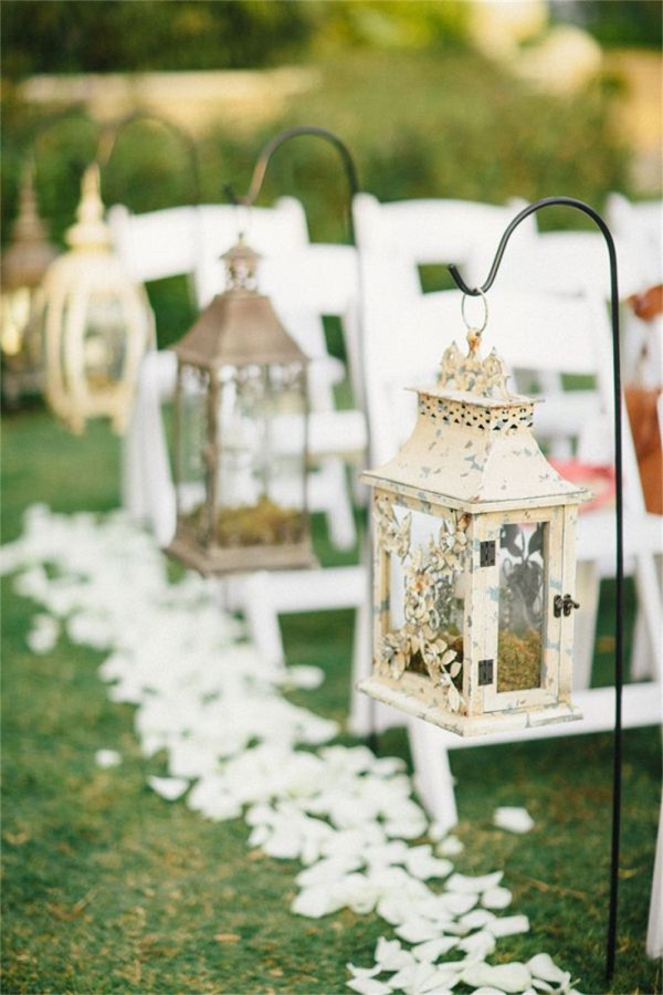 Vintage Hanging Lanterns for Wedding Aisle Decor