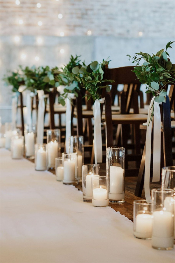 Captivating Wedding Aisle Decorations with Candles