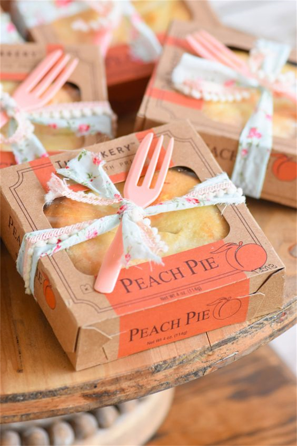 Peach Wedding Favors with Pies