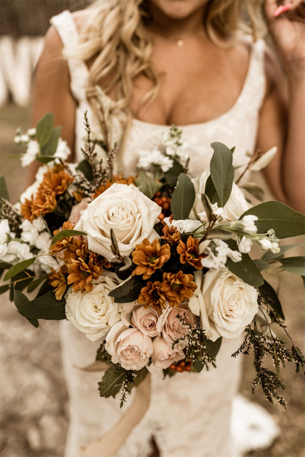 Elegant Country Wedding Bouquets with Wildflowers
