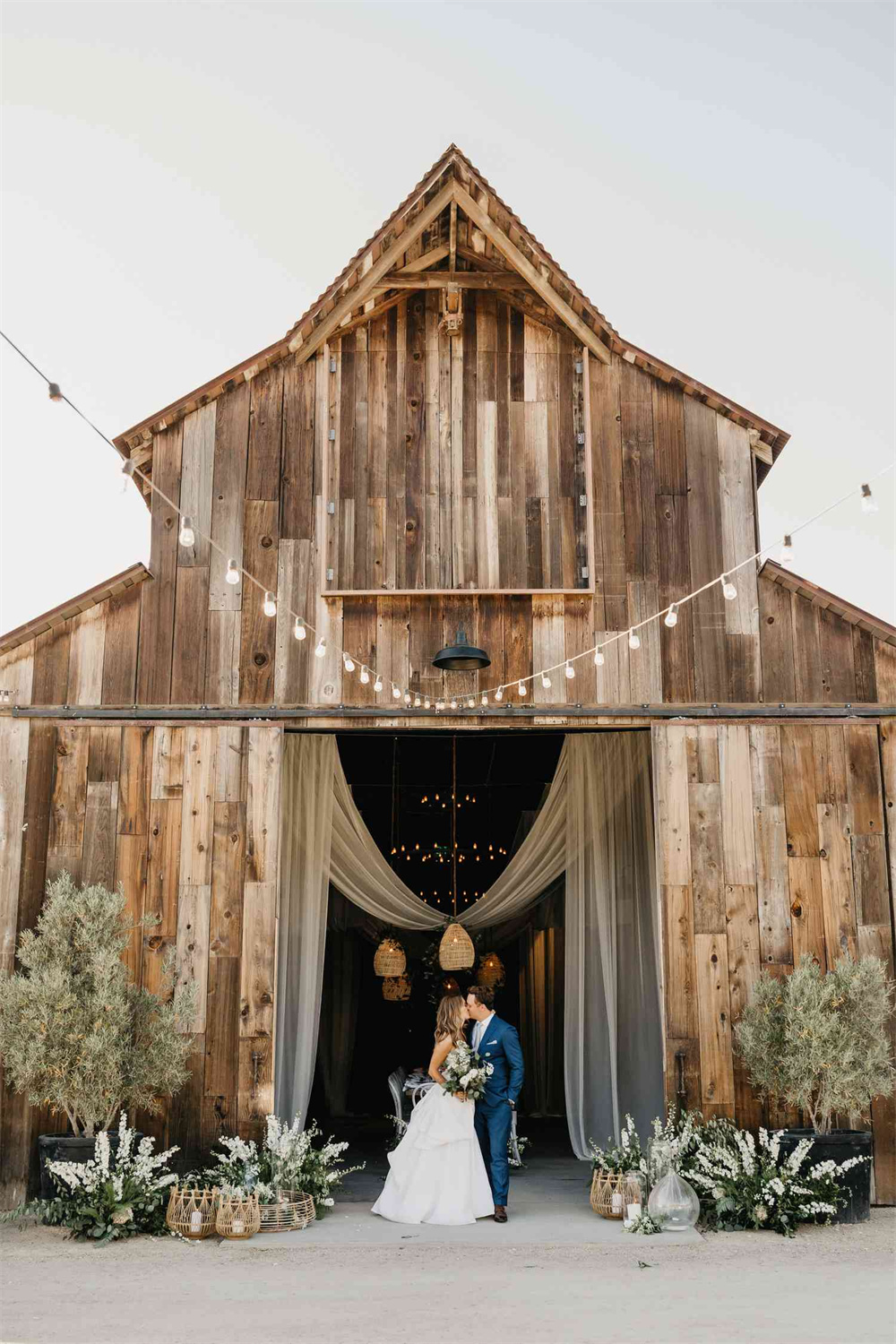 Rustic Country Wedding Venue Ideas